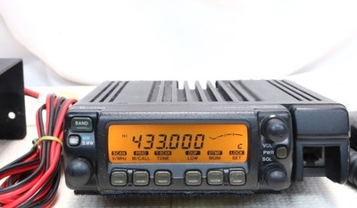 ICOM IC-207 Dual Band Mobile Transceiver 144/430MHz Wideband Receiver Tested