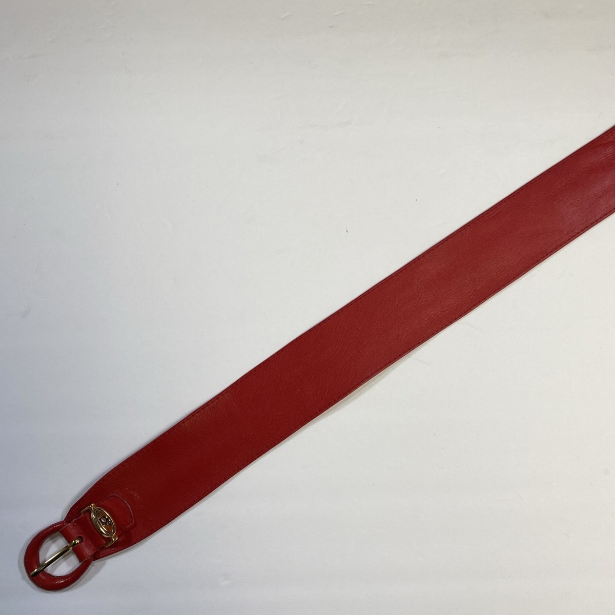 Christian Dior レザー ベルト ヴィンテージ 赤　　ゴールドレッド Vintage Christian Dior Red Leather Belt with Goldtone