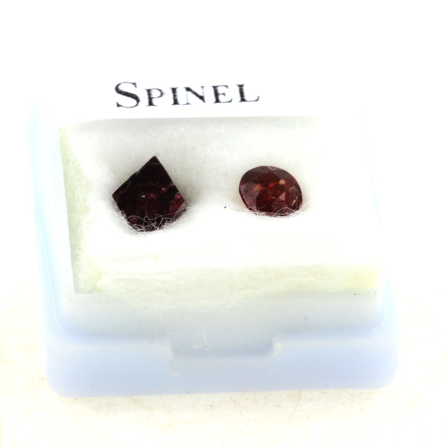 Cristal de spinelle rose de Birmanie minéral naturel rare pour passionnés