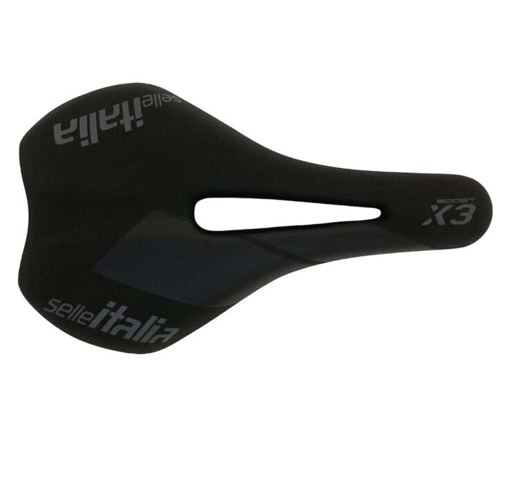 Selle Italia X3 ブラックサドル ロードバイク Selle Italia X3 Boost Fec Alloy Black Leather Premium Seat