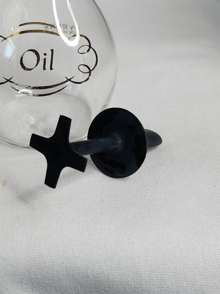 Cruetas de aceite y vinagre Pyrex vintage con bandas y tapones dorados años 50 Foto 3 de 4