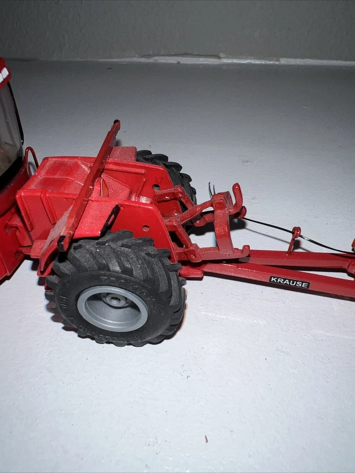 CUSTOM CASE IH STX 440 4WD Red Farm Tractor, 1/64 With Krause Tandem Disk - Image 3 of 4