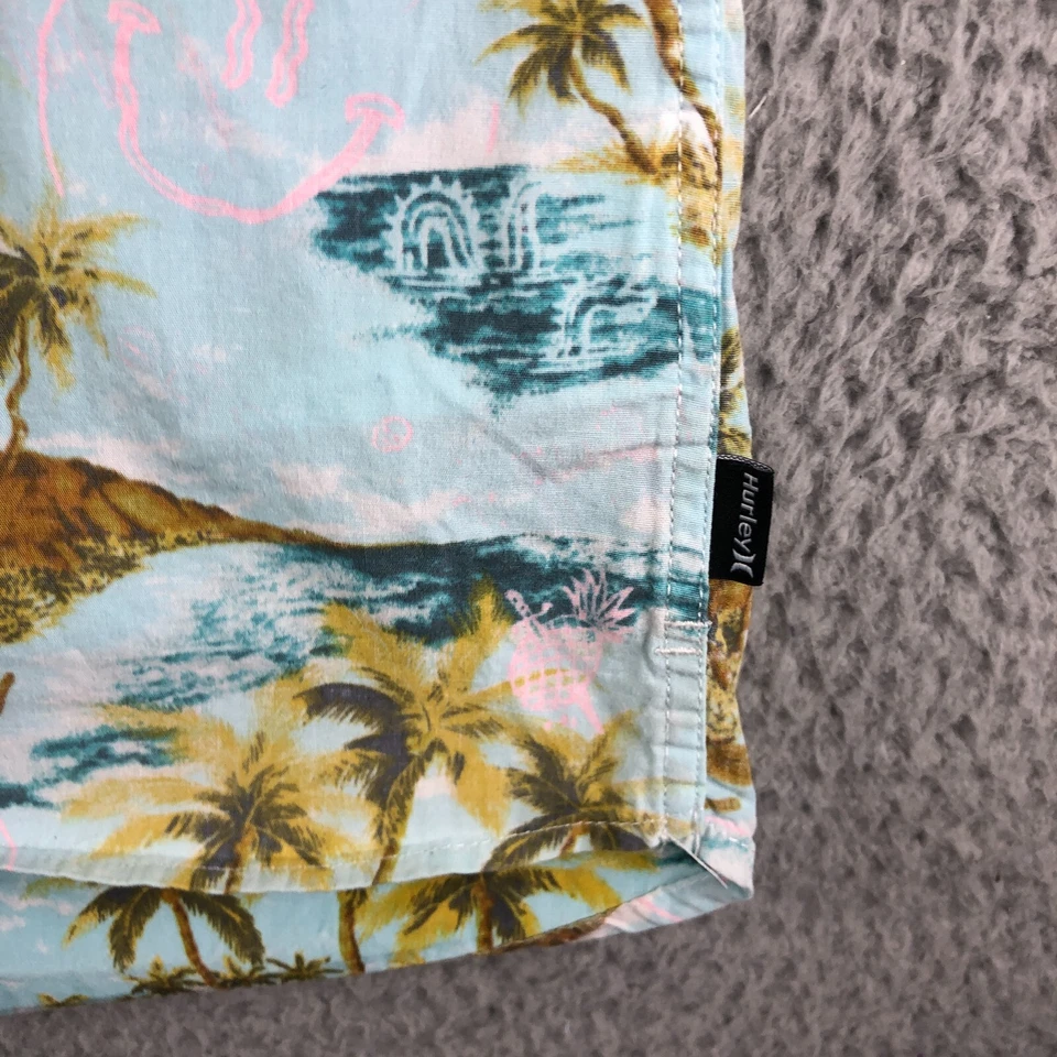 Hurley 纽扣衬衫男式大号蓝色热带 Outrigger Smiley 经典合身海滩 — 第 3/4 张图片