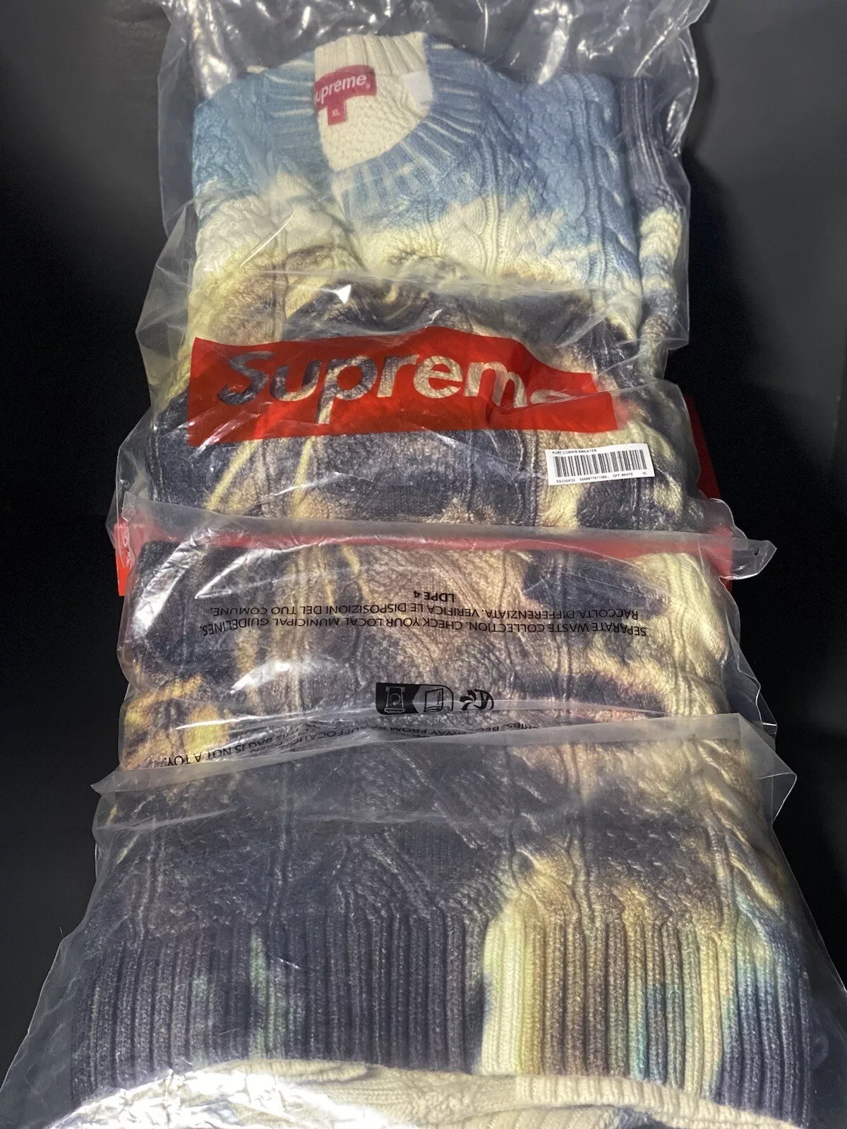 Pull homme Supreme Kurt Cobain taille X Large SS23 blanc TOUT NEUF