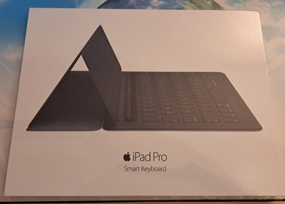 Neues Apple iPad Pro Smart Keyboard (12.9-inch). in schwarz