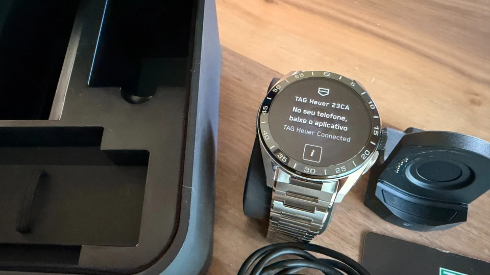 TAG Heuer Connected Calibre E5 45 mm, Steel SBT8A10.BA0003 (2025 IOS Compatible) - Image 4 of 4