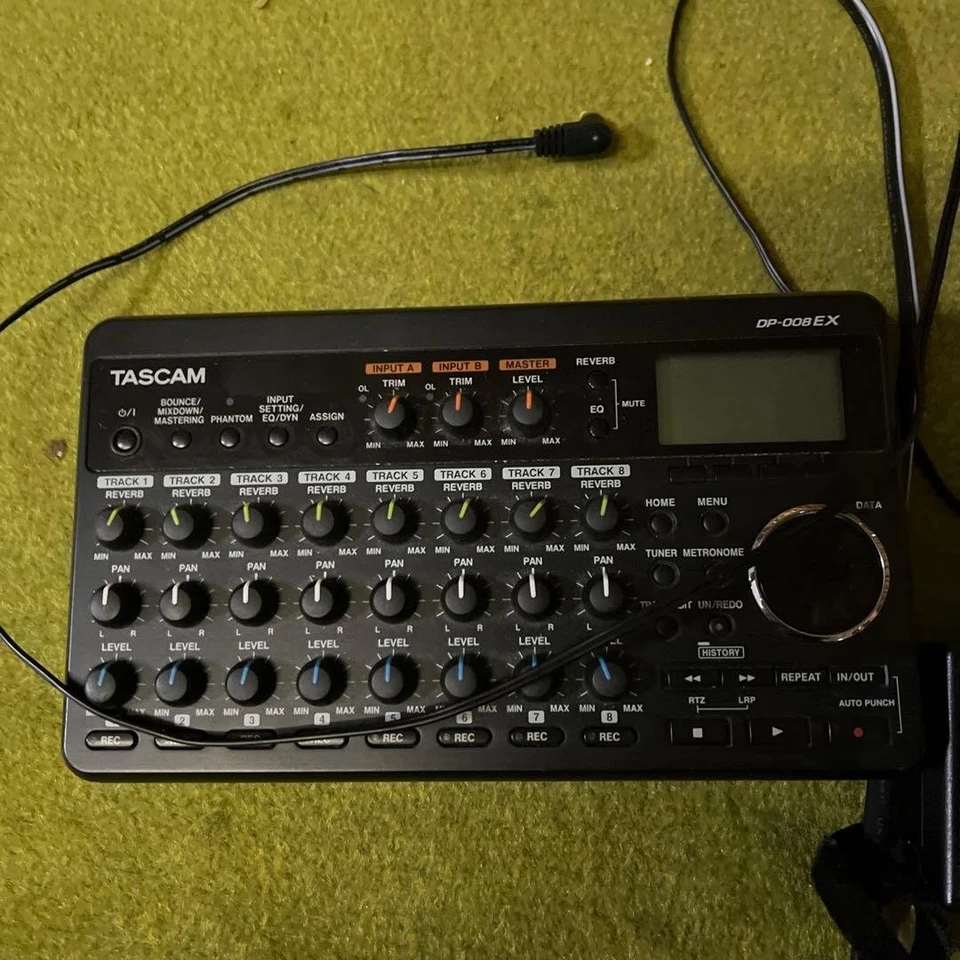 TASCAM DP-008EX Multi-Track Recorder DIGITAL POCKETSTUDIO Vintage Japan getestet - Bild 3 von 4