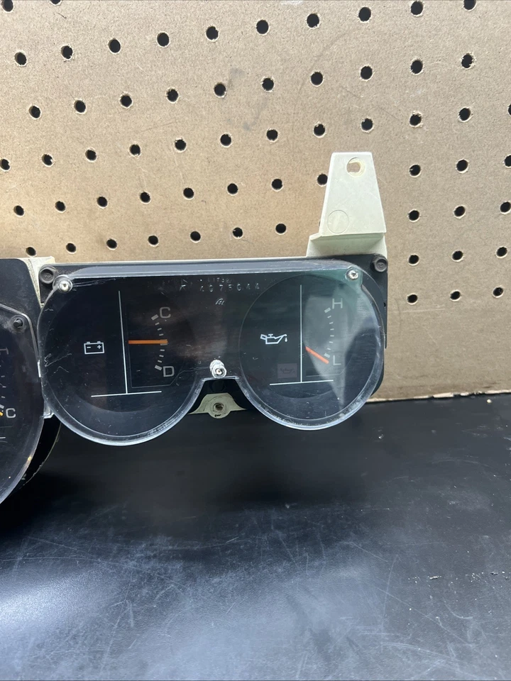 Cuadro de instrumentación calibre velocímetro 81-89 Dodge Ram Van B150 B250 B350 AT Foto 3 de 4