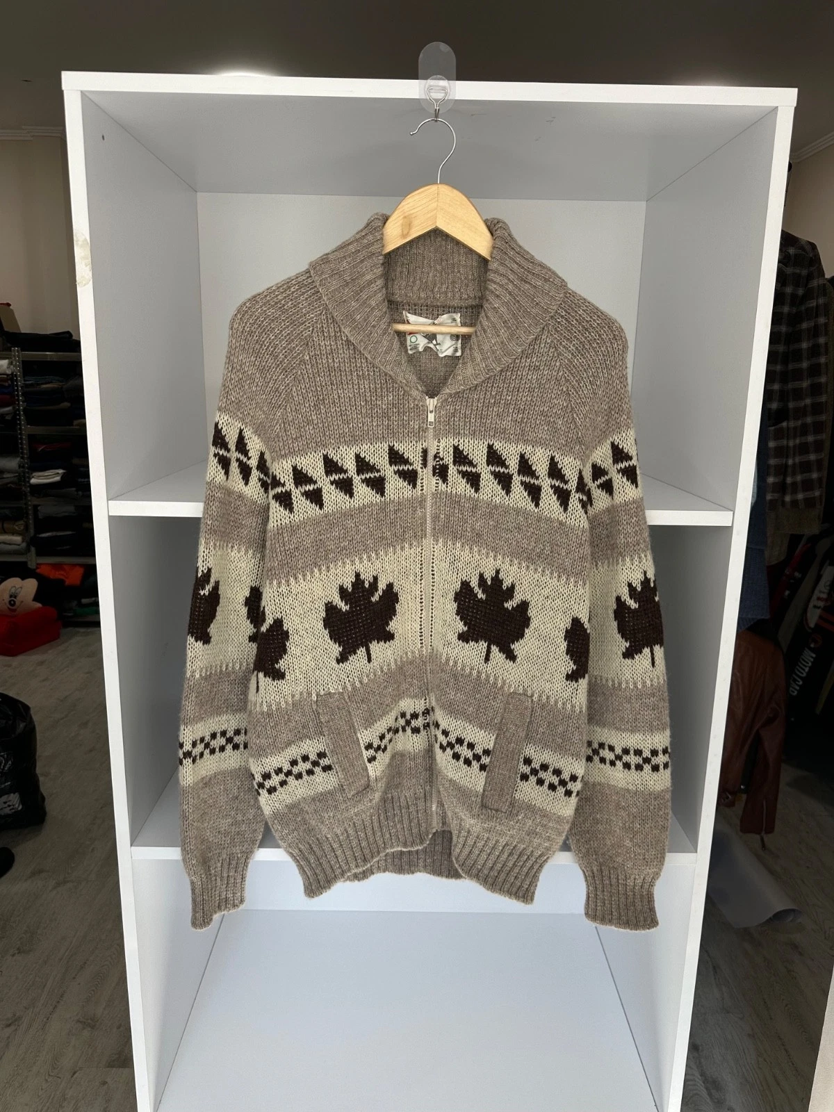 Vintage Canknit Canada Wool Zip Knitted Sweater Sz L