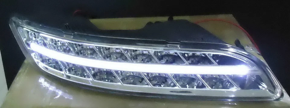 保时捷 911 997 LED 转向信号日间行车灯全新!!! — 第 3/4 张图片