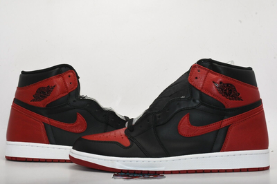 Air Jordan 1 Retro High Bred Banned 2016 Style # 555088-001 Size 