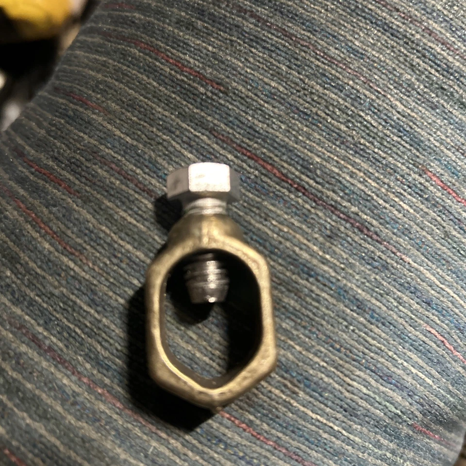 Lot of 8 New Barbara CP34 Grounding Connectors Bronze 1/2-5/8 - Image 2 of 2