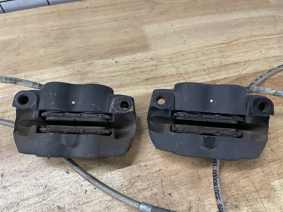 Líneas de pinzas de freno delanteras Can-Am Spyder RT-S SE5 RT RS SM5 08 09 10 11 12 OEM Foto 3 de 3