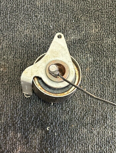 USED OEM YAMAHA TIMING BELT TENSIONER 63P-11590-10-00 - Foto 2 di 2