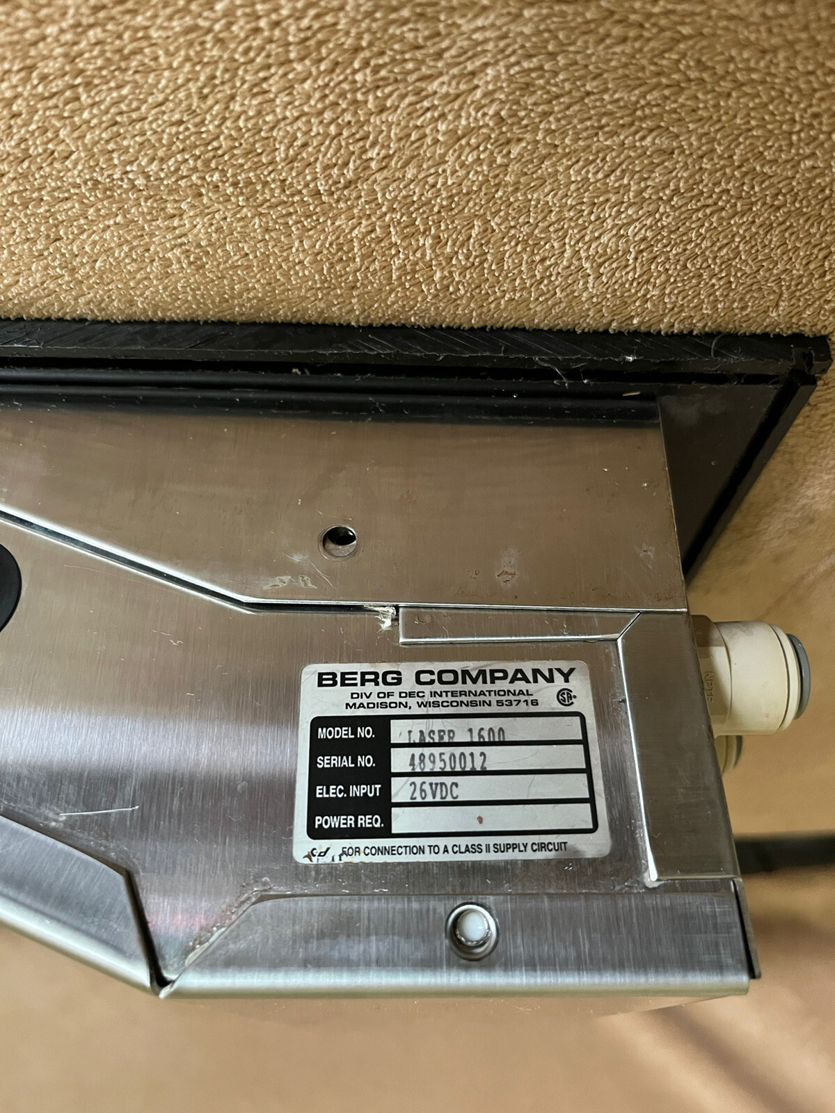 Berg Laser 1600 Monitored Drink/Liquor Dispensing System, ECU, Key+Power Cord