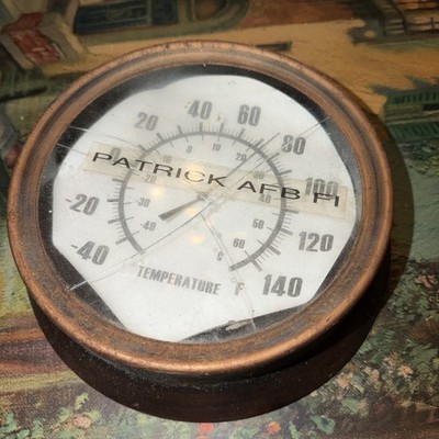 Round Metal (Resembles Copper) Thermometer Wall Mount