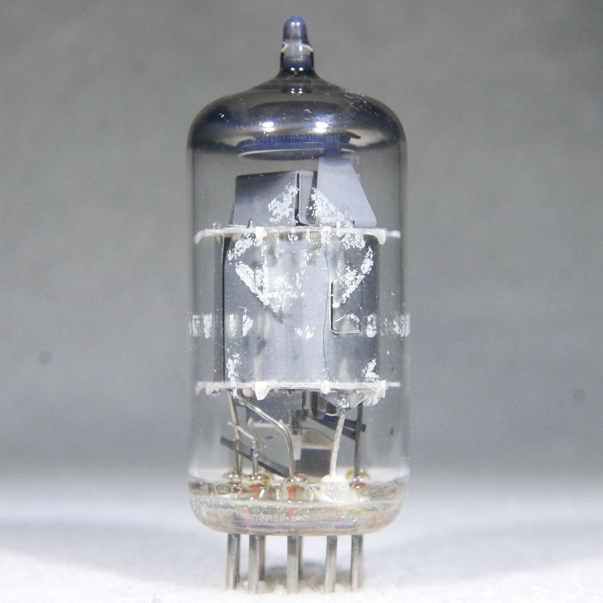 Telefunken EF86/6267 O-Getter Silver Plate Germany Strong Diamond