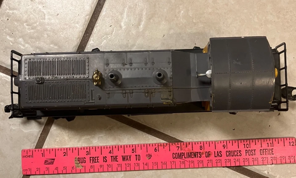 From estate-Lionel, O Gauge, Union Pacific Deisel Switcher "NEW 7-58" - Image 4 of 4