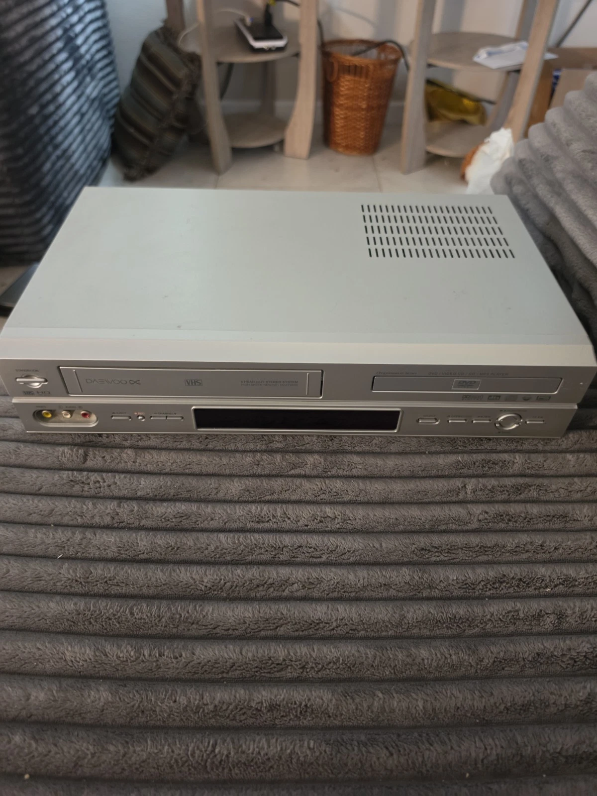 Vintage Daewoo VCR DVD Player Combo VHS Recorder 6 Head Tested READ!!!