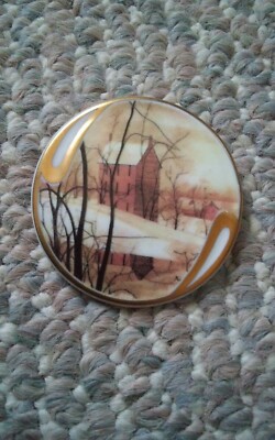 005 Vintage 1995 P Buckley Moss Society Porcelain Pin Brooch Pendant Golden Wint