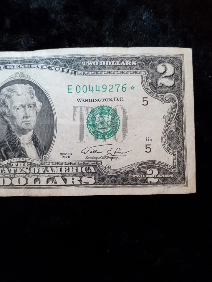1976 $2 Dollar Bill Rare Star Note Low Serial Number E00449276* Misalignment - Image 2 of 4