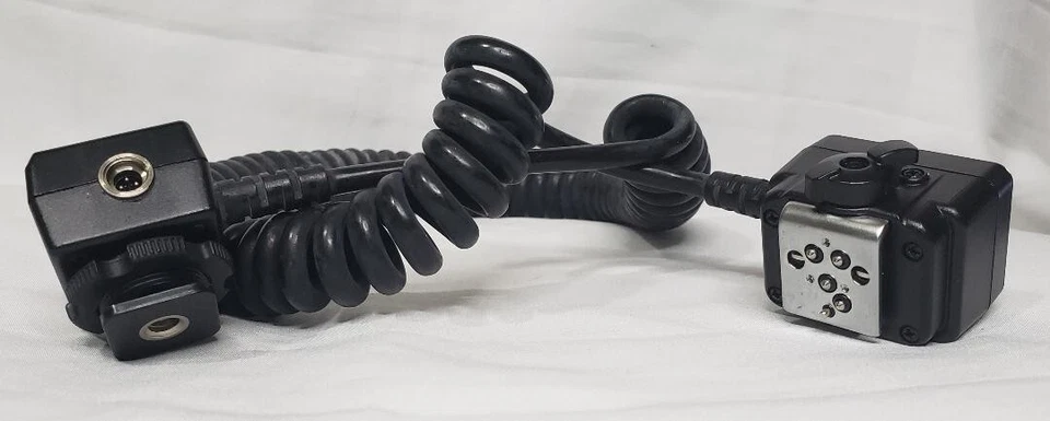 Meike TTL OCF cable for Nikon iTTL type SC-28/SC-29 (1.5 m) - Image 2 of 2