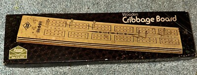 Vintage 1975 MB ES Lowe Wooden Cribbage Board, Box & Instructions