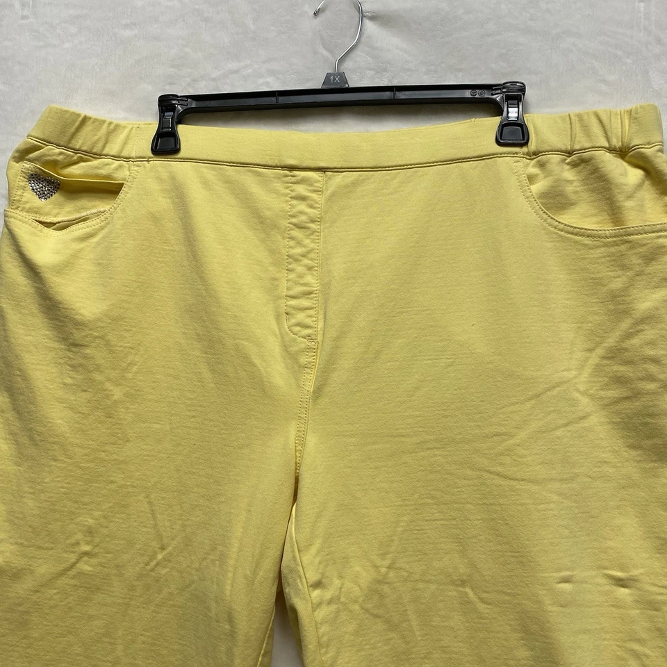 Quacker Factory DreamJeannes Floral Embroidered Capri Pants Plus Size 3X Yellow - Image 3 of 4