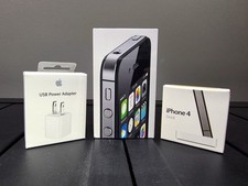 Apple iPhone 4S   8GB   Black NEW Sealed   Officially Unlocked AT T  Free Gift