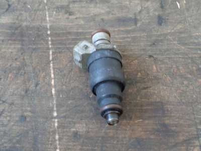 Audi A4 8D Einspritzventil 078133551D 1.6 74kW ADP 100464