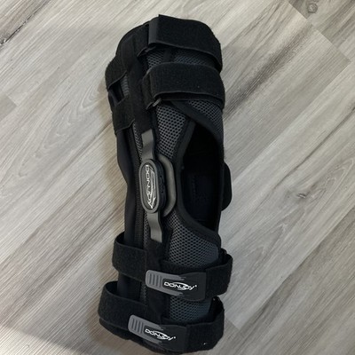 DONJOY CLIMA-FLEX OA KNEE BRACE Left Medial/Right Lateral Size M