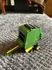 ERTL JOHN DEERE 590 HAY BALER 1:32 SCALE, DIE CAST, GREEN VGC