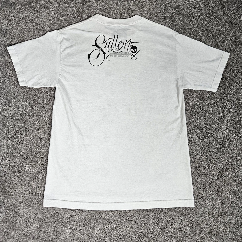 Camisa Sullen Art Para Hombre Mediana Blanca Camiseta Fallen Angel Big Gus Ryan Smith Foto 2 de 4