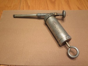Vintage Lincoln Engineering Co. Lubrigun Model #5948 Cartridge Grease Gun  USA