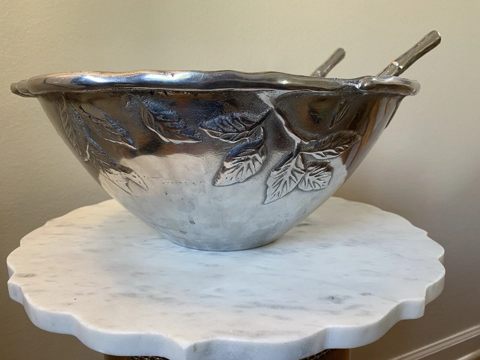 Ensaladera de aluminio Charter Club Eden Grove 13+ pulgadas 1998 con 2 utensilios Foto 4 de 4