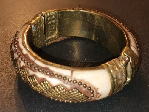 Bracciale VINTAGE '70❗️semi rigido OSSO e OTTONE❗️perno e cerniera ARTIGIANALE❗️ - Foto 5 di 12