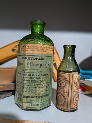 Rare Color Full Labels Rumford