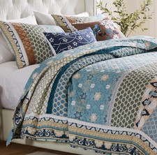 THALIA BLUE BOHEMIAN Queen QUILT SET : REVERSIBLE RETRO MEDALLION FLOWERS