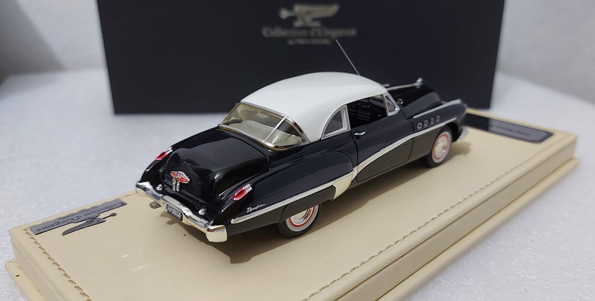 1949 Buick Roadmaster Riviera hardtop - a photo on