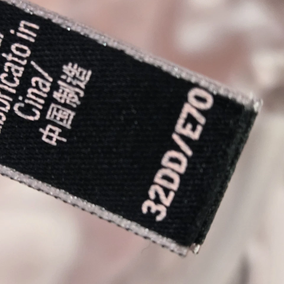 Victoria's Secret Women Bra 32DD Light Pink Geometric Lined Plunge Underwired - Image 4 of 4