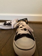 shoes with flowers