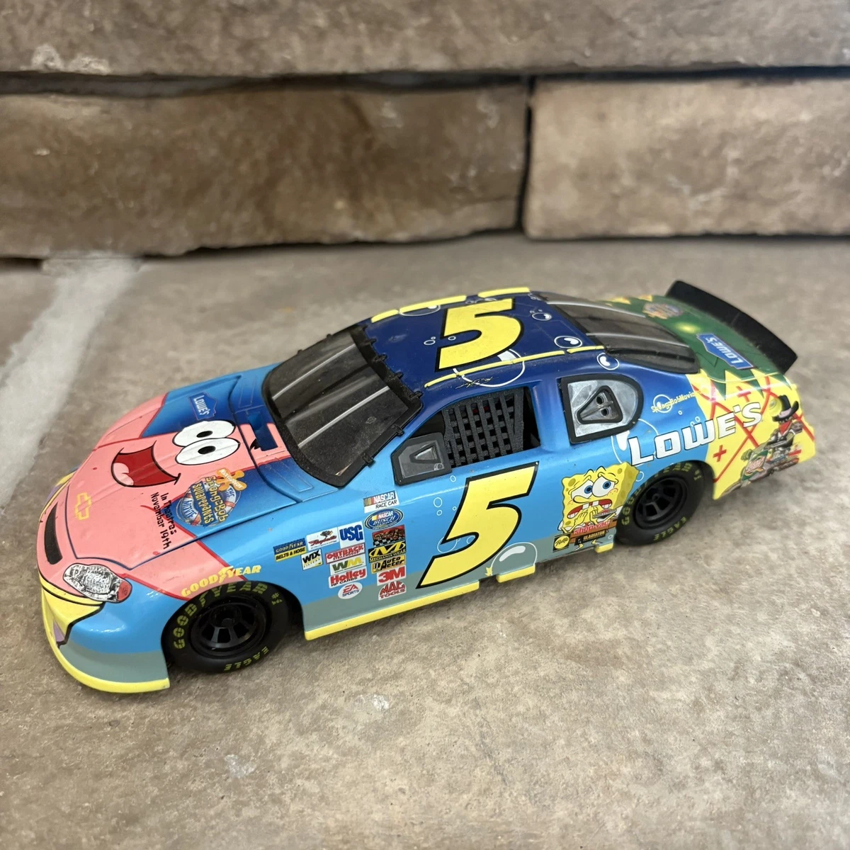 Action Kyle Busch Diecast Racing Cars 2004 Vehicle Year for sale