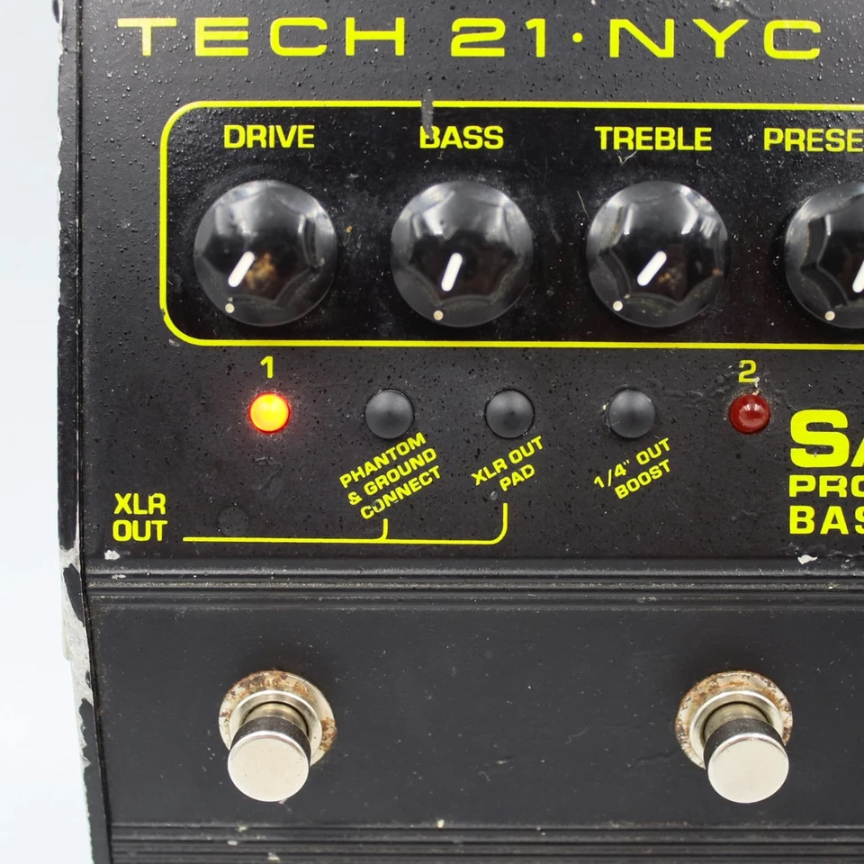 TECH21 SansAmp Programmable Bass Driver DI Bass Guitar Effect Pedal 987310 - Image 2 of 4