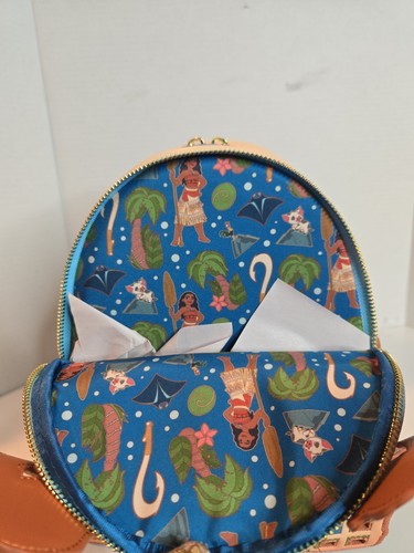 Mini zaino Loungefly con etichetta rigida Disney Moana di Motunui - Foto 7 di 8