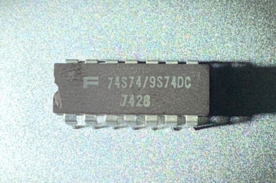 Fairchild  74S74/9S74-DC Schottky Dual D Edge-Triggered FF w Pre & Cl Vintage IC
