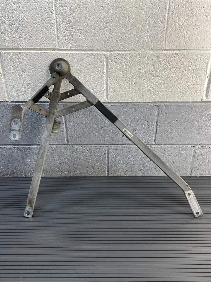 2014-2020 BMW M4 F82 Rear Left Right Suspension Reinforcement Bar OEM - Image 3 of 4