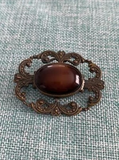 Vintage Signed BOMAE Oval Brown/Blackstone Antique Gold Brooch