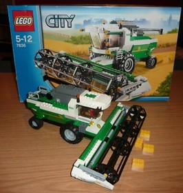 LEGO City Set No: 7636 Combine Harvester + BA + Original Box 100% Complete - Excellent