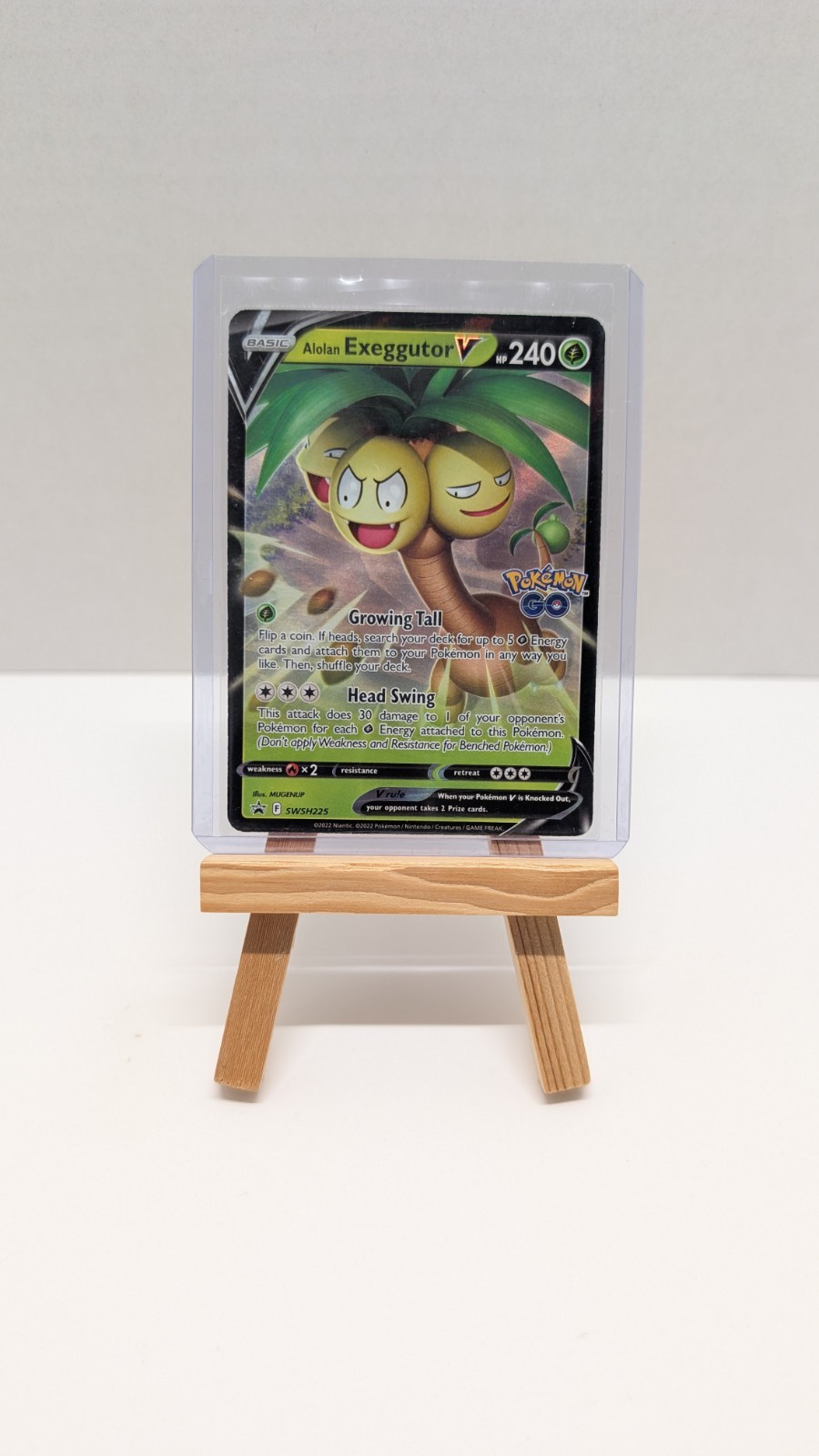 Pokémon TCG, Alolan Exeggutor V SWSH225 - Black Star Promo