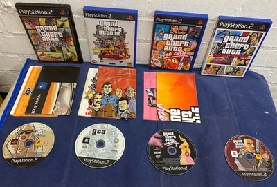 GTA PS2 Bundle (4 Spiele) - alle getestet - Handbücher & Karten dabei - bitte lesen